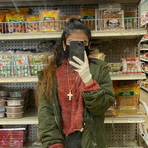 Meet your Posher, Binita